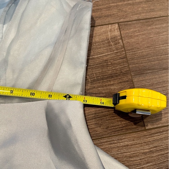 NWT! Bee Darling Silver Metallic Beaded and Embroidered Cocktail Dress Size 5/6 - Picture 10 of 12